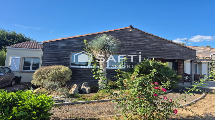 Ma-Cabane - Vente Maison Magne, 200 m²