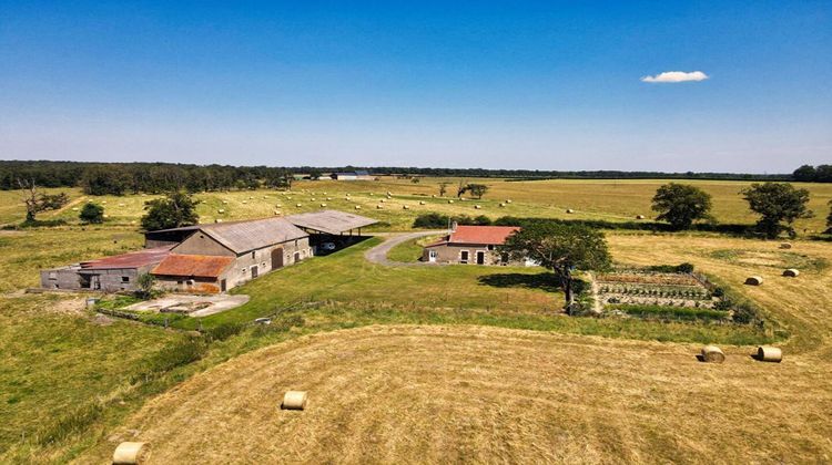 Ma-Cabane - Vente Maison MAGNY COURS, 1000 m²