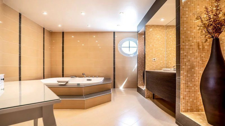 Ma-Cabane - Vente Maison Magny-le-Hongre, 733 m²