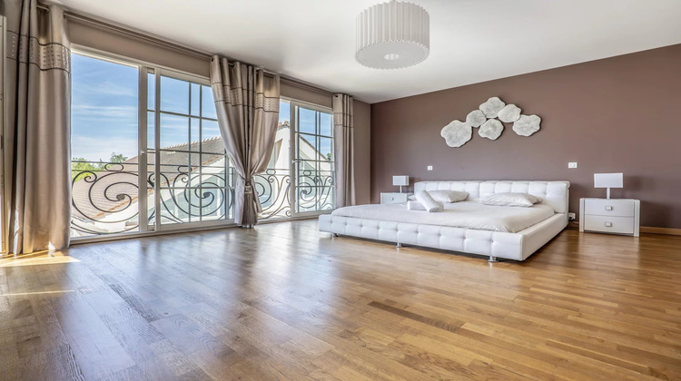 Ma-Cabane - Vente Maison Magny-le-Hongre, 733 m²