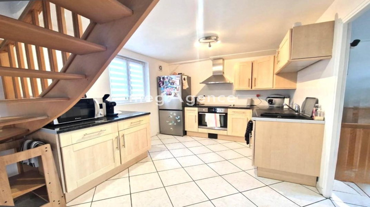 Ma-Cabane - Vente Maison MAIGNELAY MONTIGNY, 83 m²