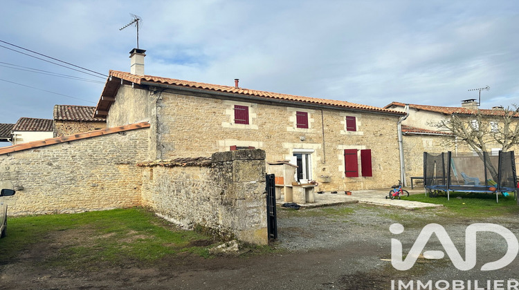 Ma-Cabane - Vente Maison Mairé-Levescault, 121 m²