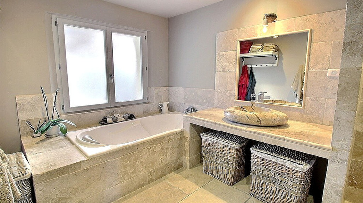 Ma-Cabane - Vente Maison MALAUCENE, 186 m²