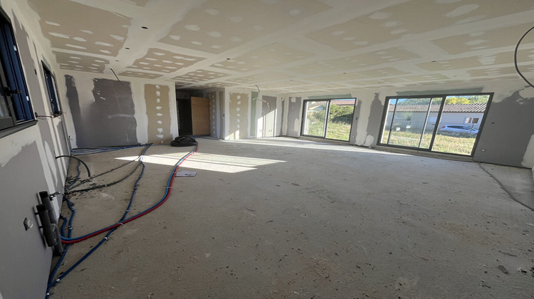 Ma-Cabane - Vente Maison MALEMORT-DU-COMTAT, 136 m²