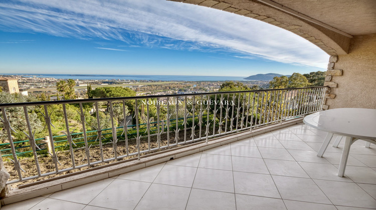 Ma-Cabane - Vente Maison MANDELIEU-LA- NAPOULE, 290 m²