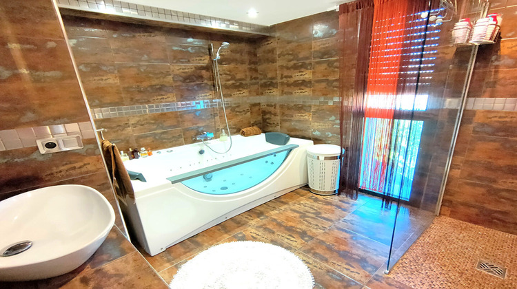 Ma-Cabane - Vente Maison MANDELIEU-LA-NAPOULE, 260 m²