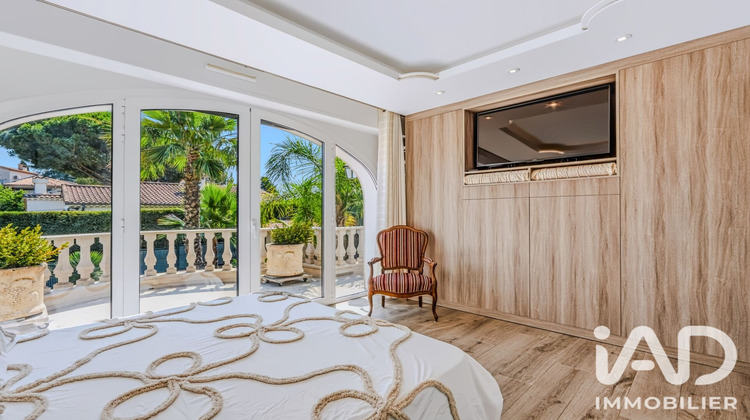 Ma-Cabane - Vente Maison Mandelieu-la-Napoule, 326 m²