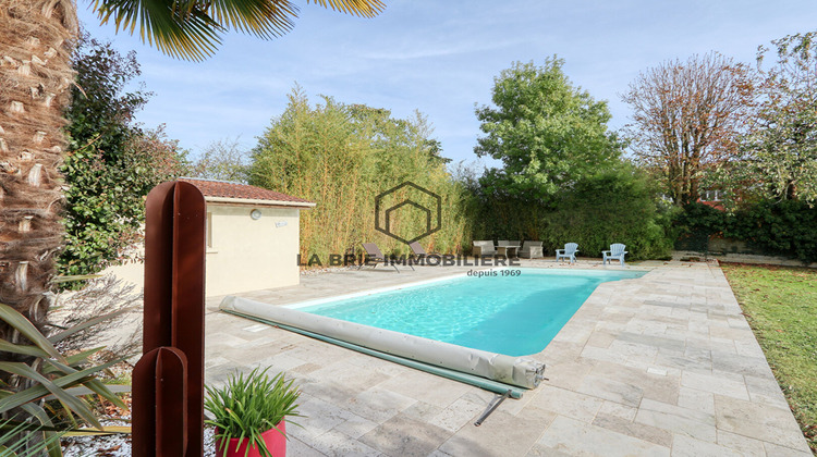 Ma-Cabane - Vente Maison MANDRES-LES-ROSES, 161 m²