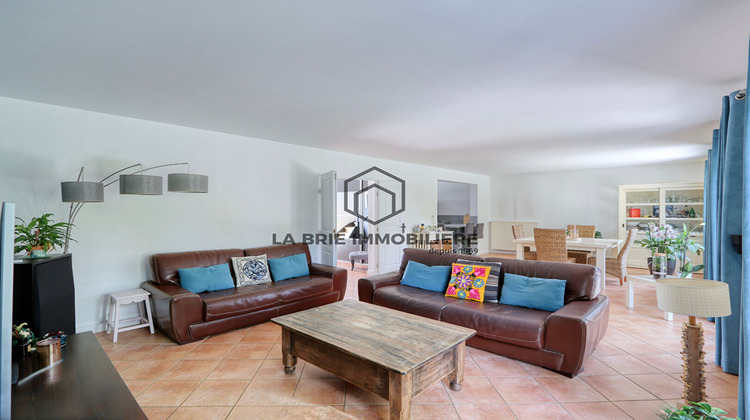 Ma-Cabane - Vente Maison MANDRES-LES-ROSES, 161 m²