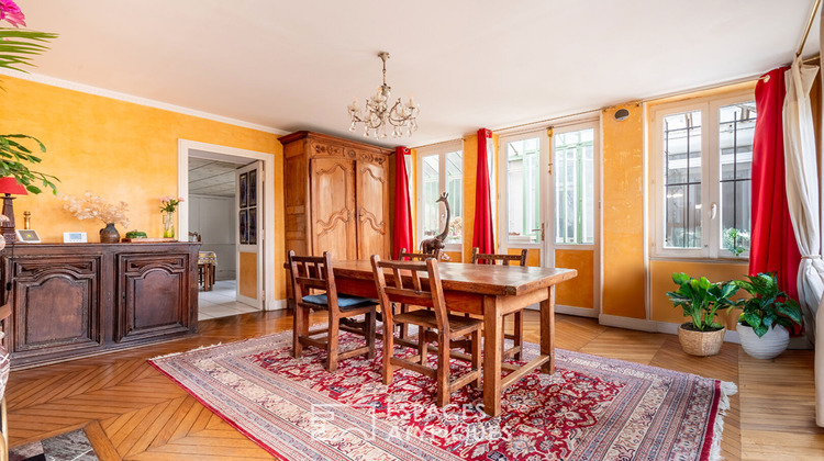 Ma-Cabane - Vente Maison MANDRES-LES-ROSES, 197 m²