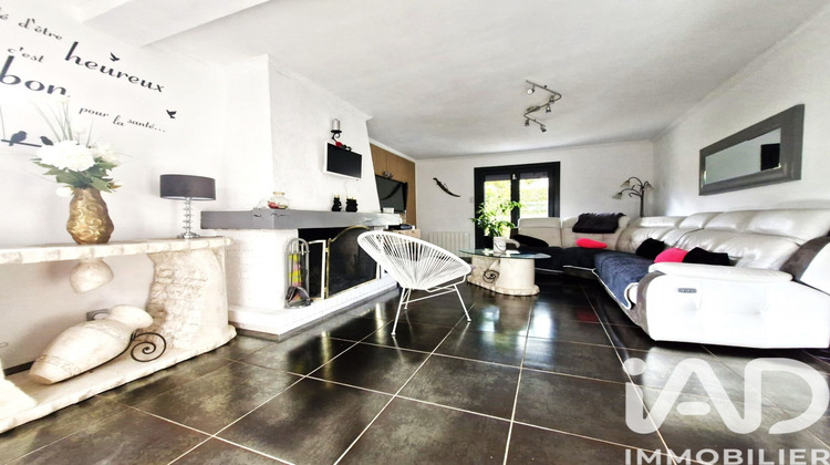 Ma-Cabane - Vente Maison Mandres-les-Roses, 200 m²