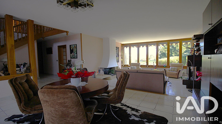 Ma-Cabane - Vente Maison Mandres-les-Roses, 185 m²