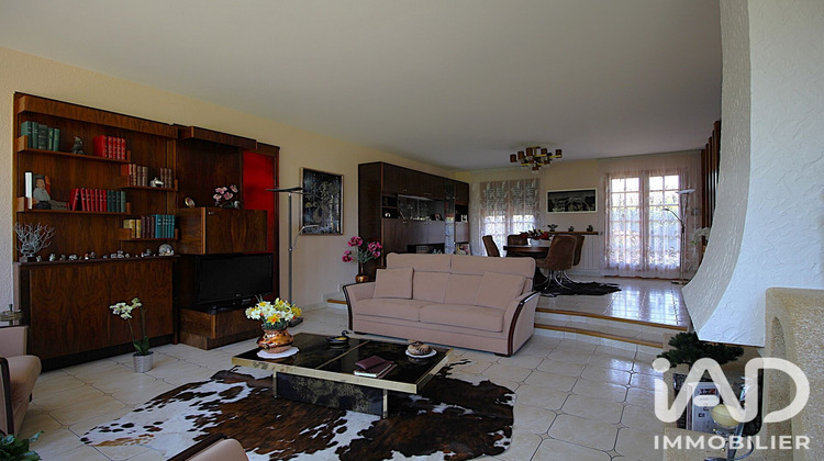 Ma-Cabane - Vente Maison Mandres-les-Roses, 185 m²