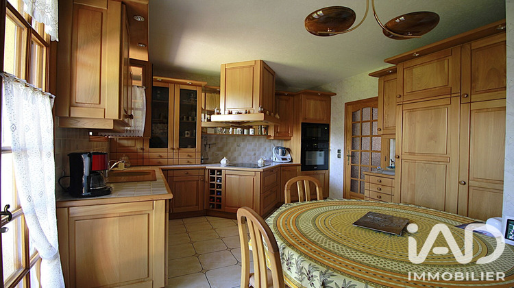 Ma-Cabane - Vente Maison Mandres-les-Roses, 185 m²