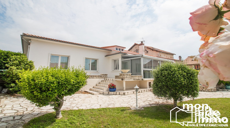 Ma-Cabane - Vente Maison Mansle, 220 m²