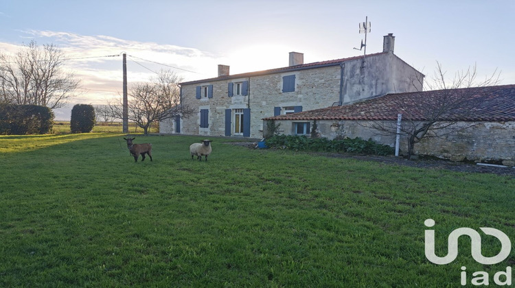 Ma-Cabane - Vente Maison Marans, 212 m²