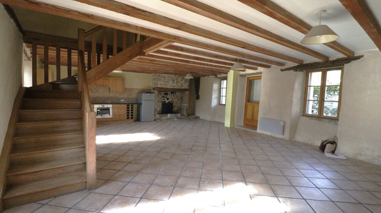 Ma-Cabane - Vente Maison MARCILLAC-LA-CROISILLE, 87 m²