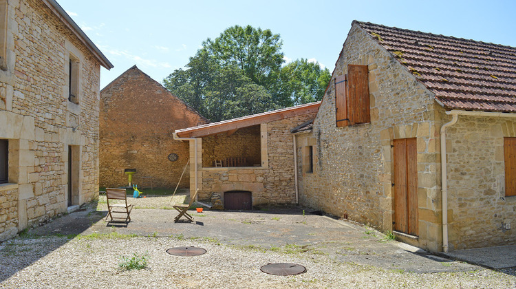 Ma-Cabane - Vente Maison MARCILLAC SAINT QUENTIN, 226 m²