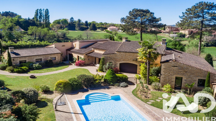 Ma-Cabane - Vente Maison Marcillac-Saint-Quentin, 275 m²