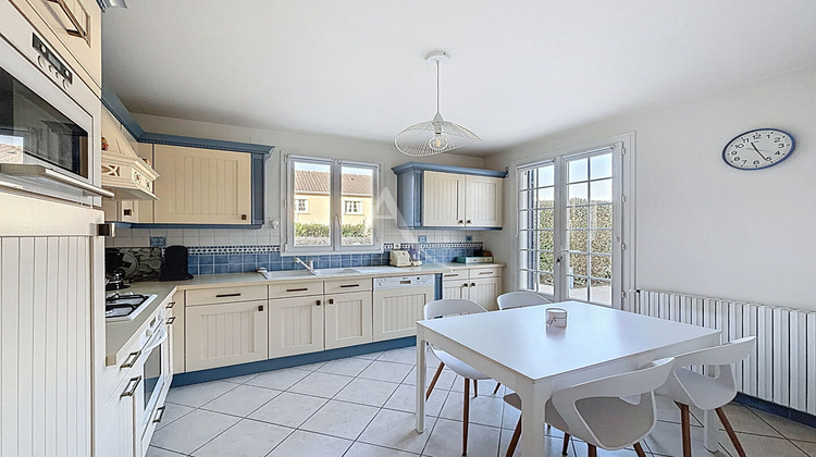 Ma-Cabane - Vente Maison MAREUIL-LES-MEAUX, 125 m²