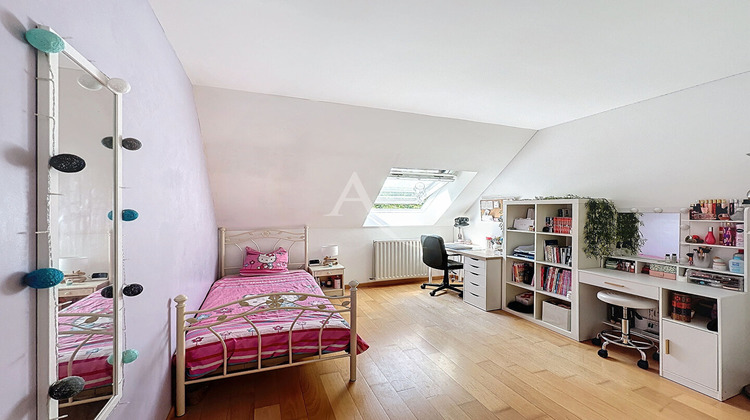 Ma-Cabane - Vente Maison MAREUIL-LES-MEAUX, 240 m²