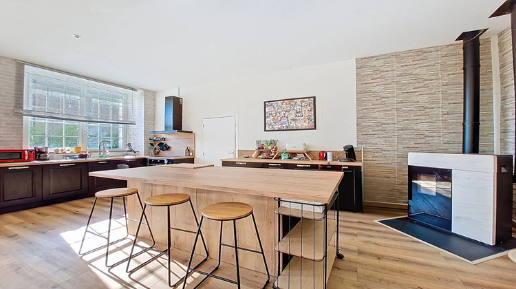 Ma-Cabane - Vente Maison MARINES, 270 m²