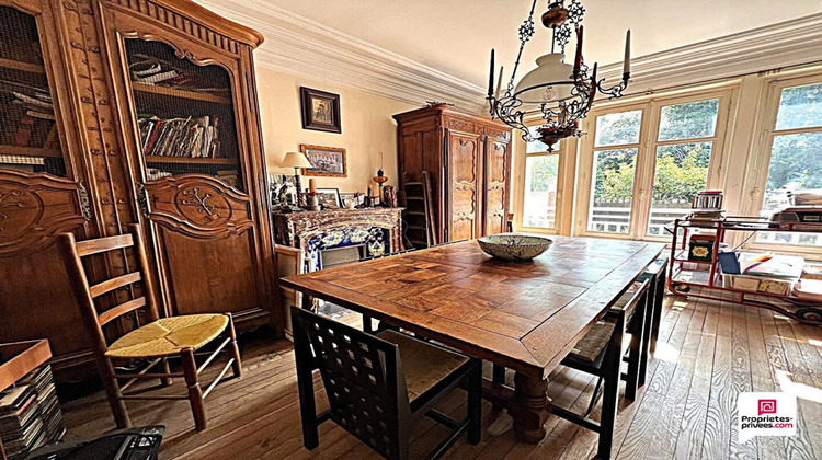 Ma-Cabane - Vente Maison MARINES, 261 m²