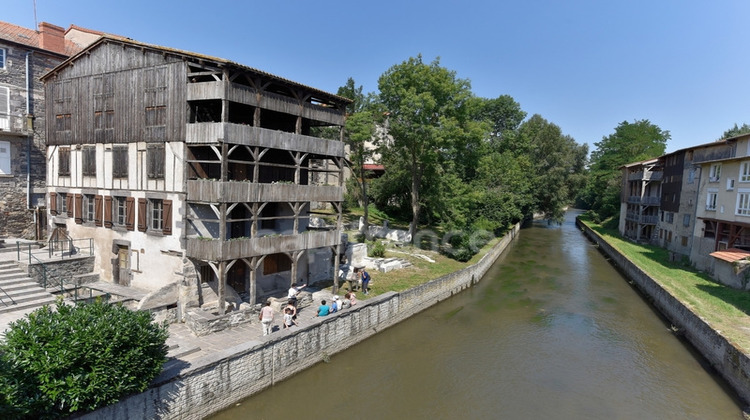 Ma-Cabane - Vente Maison MARINGUES, 240 m²