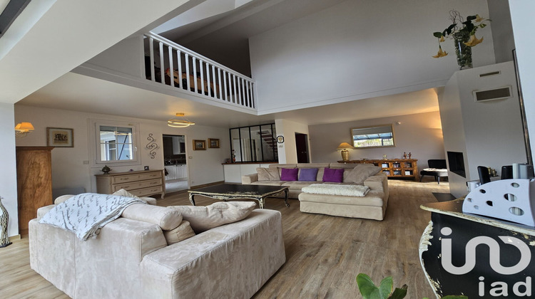 Ma-Cabane - Vente Maison Marolles-en-Brie, 219 m²