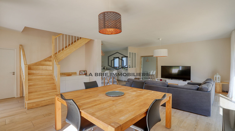 Ma-Cabane - Vente Maison MAROLLES-EN-BRIE, 139 m²