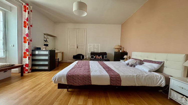 Ma-Cabane - Vente Maison MAROLLES-LES-BRAULTS, 253 m²