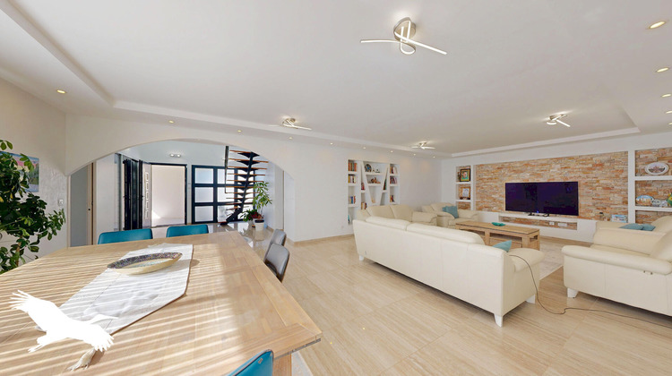 Ma-Cabane - Vente Maison MARSEILLE 13, 250 m²