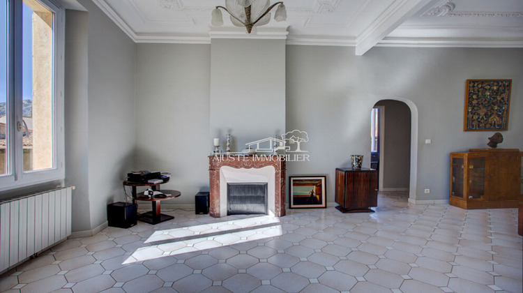 Ma-Cabane - Vente Maison MARSEILLE 9, 186 m²