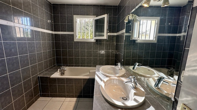 Ma-Cabane - Vente Maison MARTIGNAS SUR JALLE, 180 m²