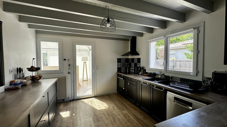 Ma-Cabane - Vente Maison MARTIGNAS SUR JALLE, 179 m²