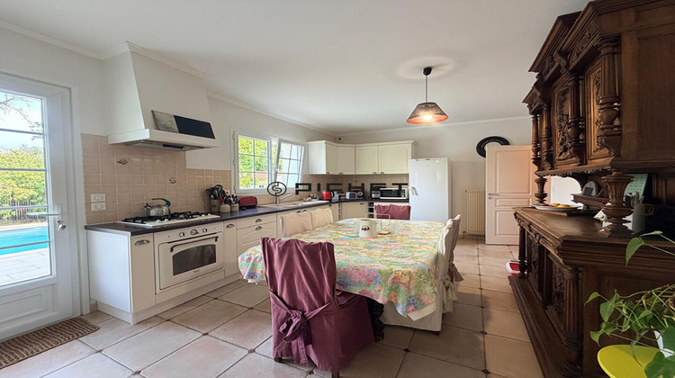 Ma-Cabane - Vente Maison MARTIGNAS-SUR-JALLE, 220 m²