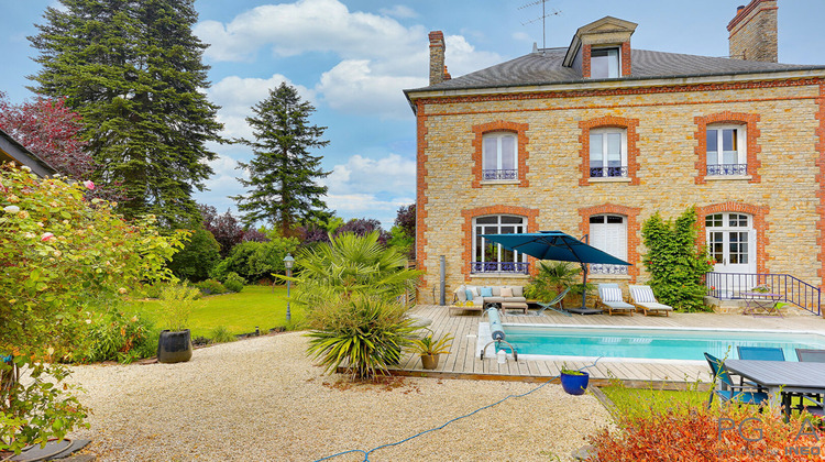 Ma-Cabane - Vente Maison MARTIGNE-FERCHAUD, 243 m²