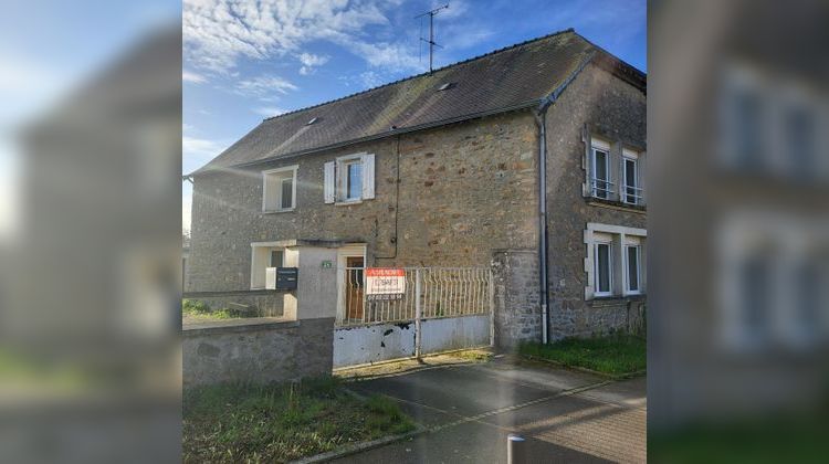 Ma-Cabane - Vente Maison Martigne-sur-Mayenne, 140 m²