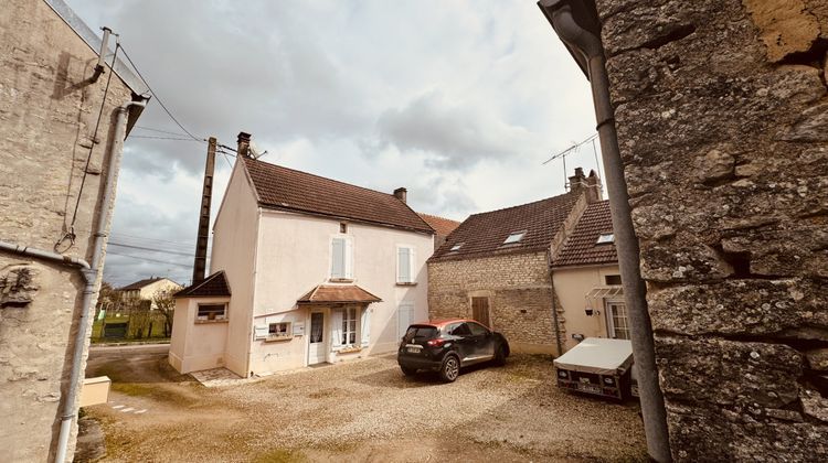 Ma-Cabane - Vente Maison Massangis, 123 m²