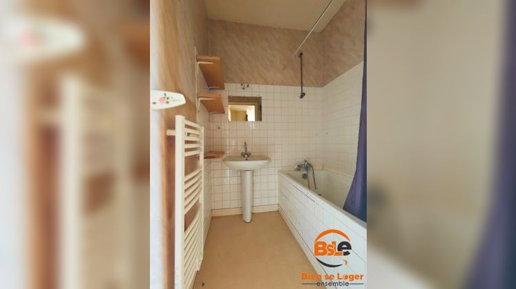 Ma-Cabane - Vente Maison Massiac, 63 m²