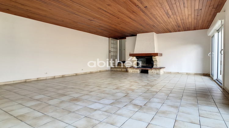 Ma-Cabane - Vente Maison Massignac, 135 m²