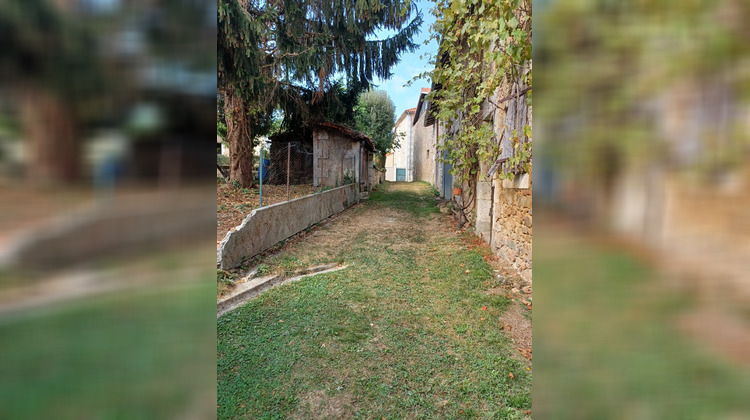 Ma-Cabane - Vente Maison Massignac, 249 m²