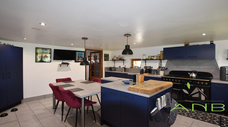 Ma-Cabane - Vente Maison Massignac, 215 m²