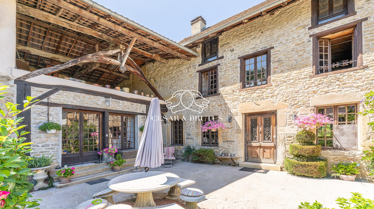 Ma-Cabane - Vente Maison Maubec, 218 m²