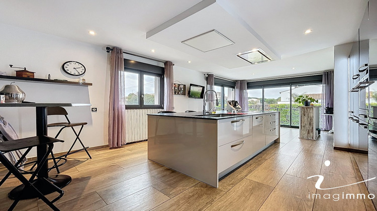 Ma-Cabane - Vente Maison MAUGUIO, 200 m²