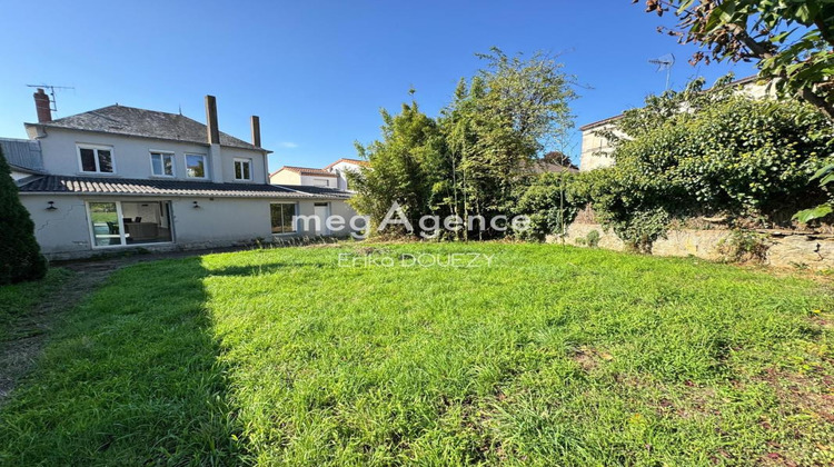 Ma-Cabane - Vente Maison MAULEVRIER, 166 m²