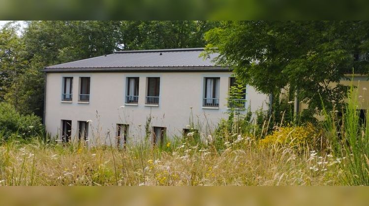 Ma-Cabane - Vente Maison Mauriac, 1500 m²