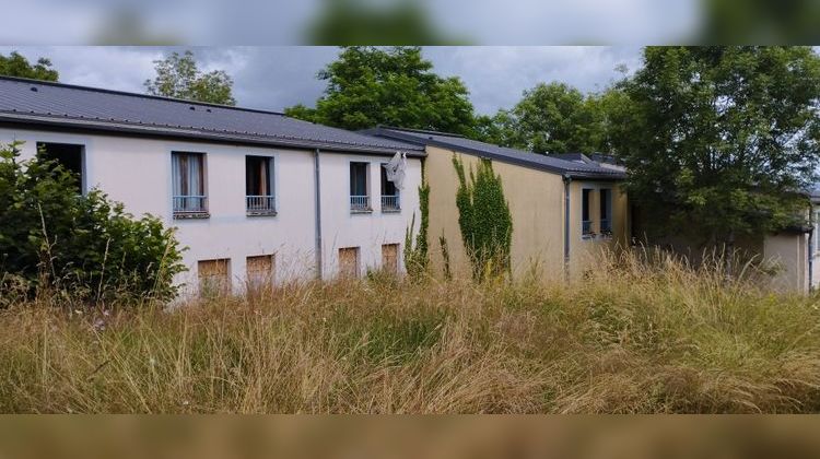 Ma-Cabane - Vente Maison Mauriac, 1500 m²