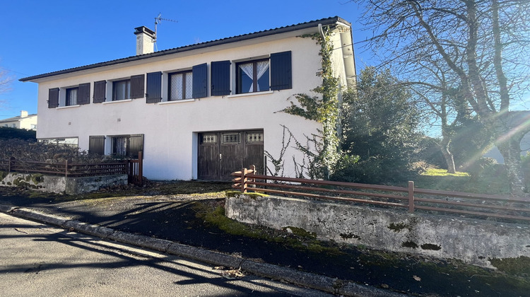 Ma-Cabane - Vente Maison Mauriac, 100 m²