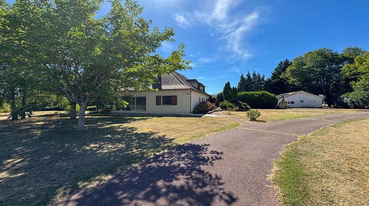 Ma-Cabane - Vente Maison MAUZAC ET GRAND CASTANG, 275 m²